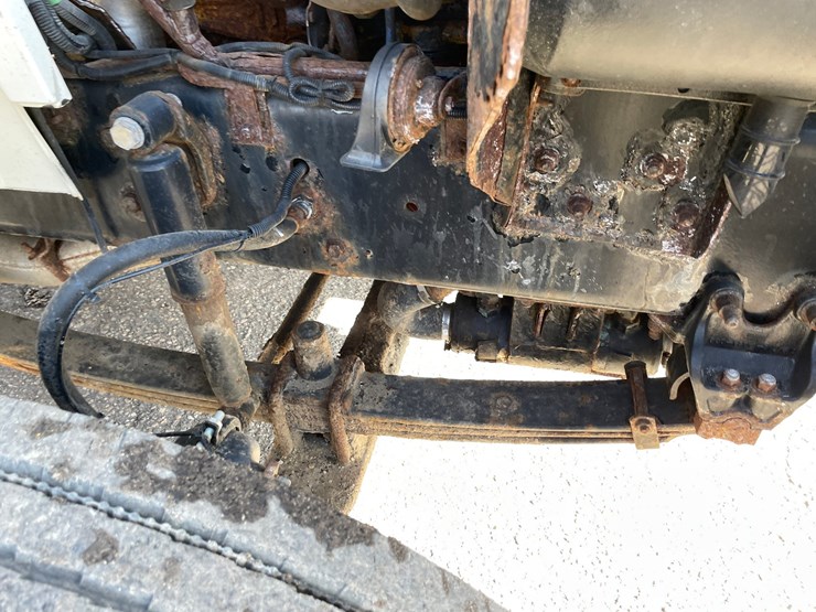 #1455-•-2003-sterling-salt-truck-(has-mn-title)-image-30