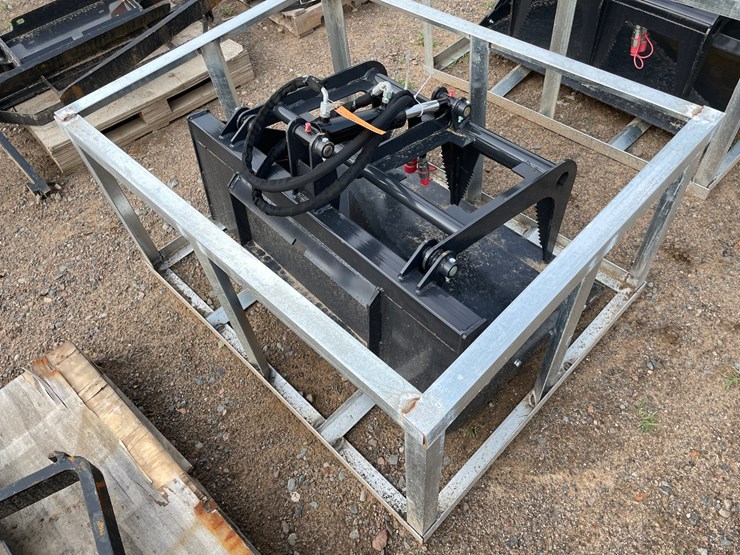 #2034-•-2026-unused-land-honor-mini-skid-steer-grapple-bucket-image-4