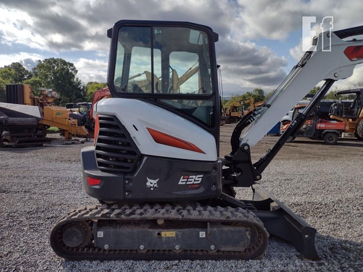 2023-bobcat-e35r2-image-27