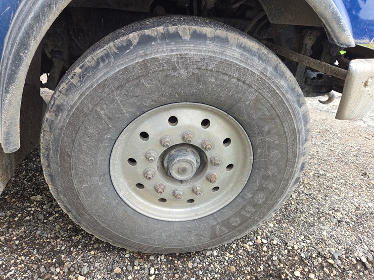 #3224-•-2006-sterling-st-9500-quad-axle-dump-truck-image-86