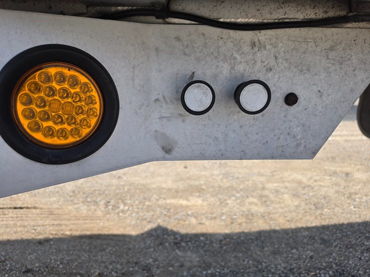 2020-travis-t102-image-28