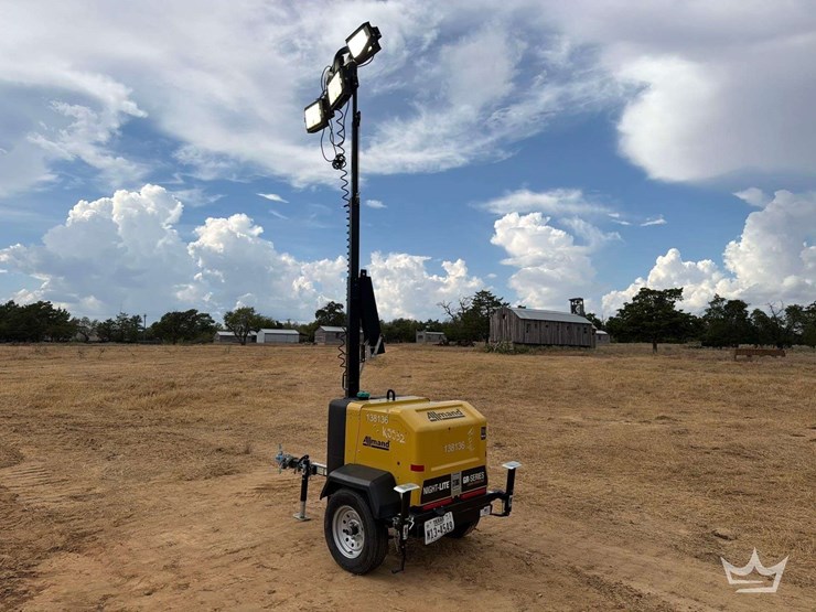 2024-allmand-gr-night-lite-s/a-towable-light-tower-image-4