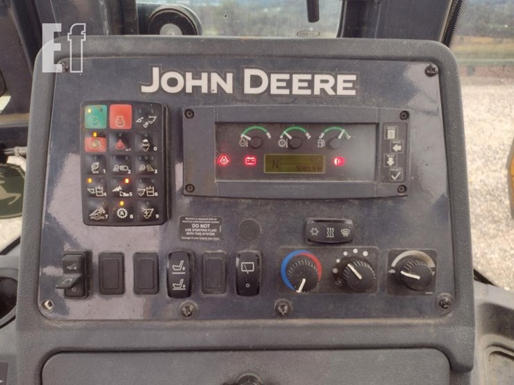 deere-410l-image-7