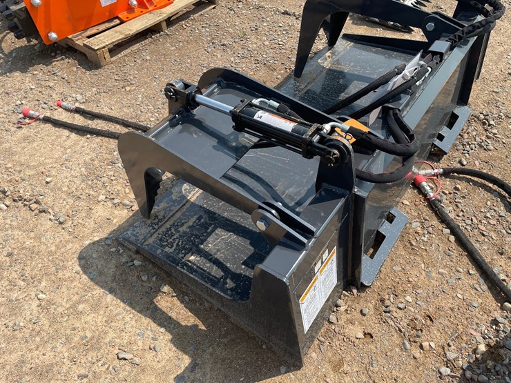 #2089-•-2026-wolverine-skid-steer-grapple-bucket-attachment-image-6