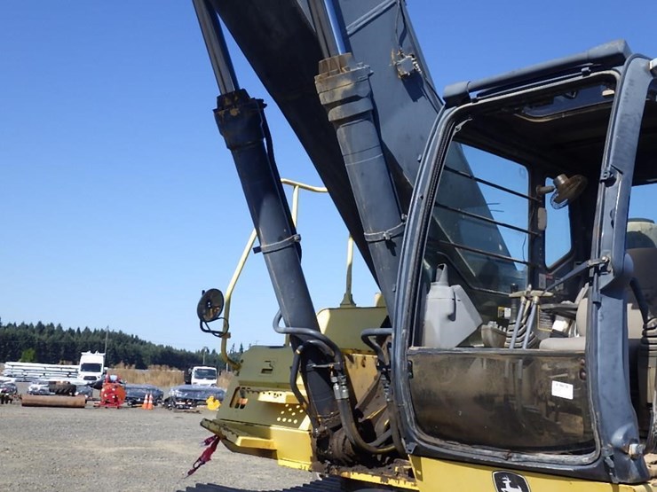 deere-330c-lc-image-15