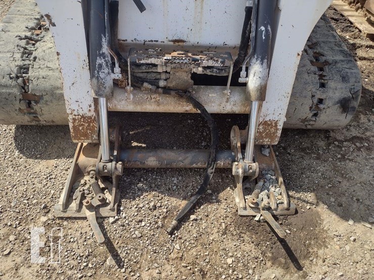 2020-bobcat-t770-image-12