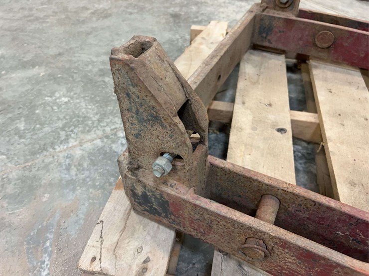three-point-to-fast-hitch-conversion-image-3