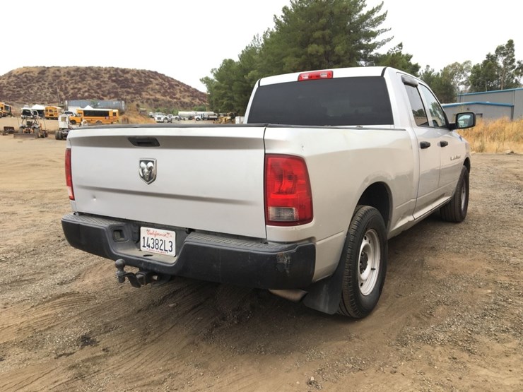 2012-dodge-1500-image-3