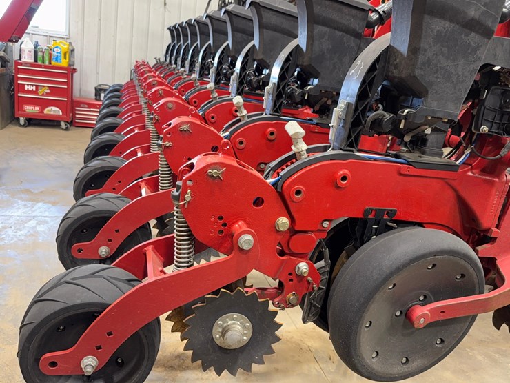 2022-case-ih-2160-image-8