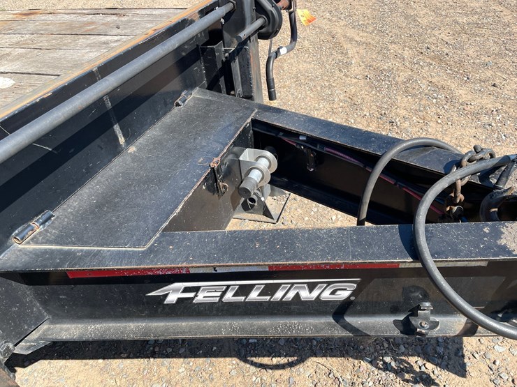 #1318-•-2003-felling-flatbed-trailer-(has-mn-title)-image-9