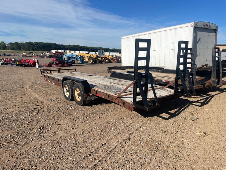 #1313-•-2012-pjtr-flatbed-trailer-(has-mn-title)-image-3