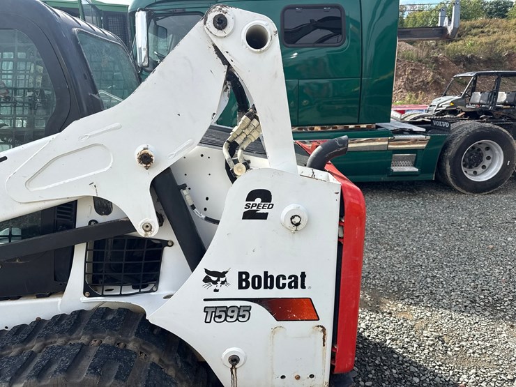 2019-bobcat-t595-image-18