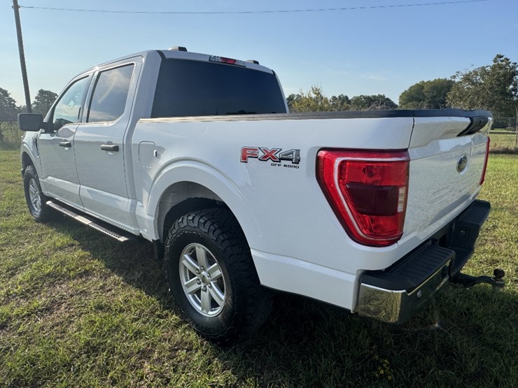 2023-ford-f150-xlt-image-7