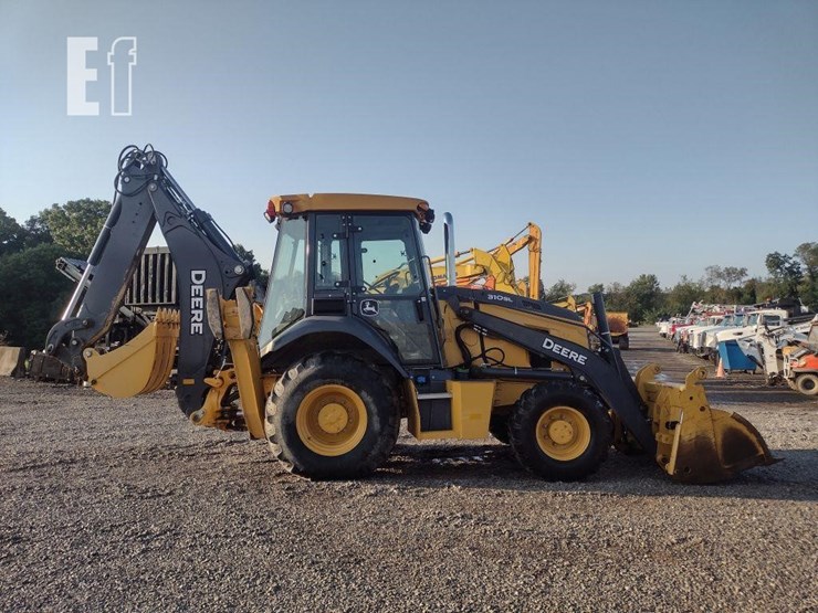 2021-deere-310sl-image-3