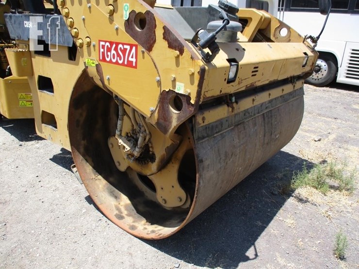 2012-caterpillar-cb54-image-14