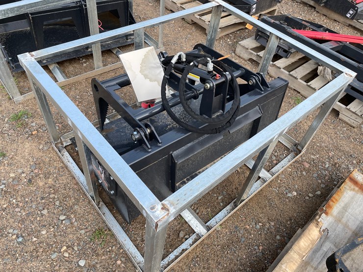 #2034-•-2026-unused-land-honor-mini-skid-steer-grapple-bucket-image-1