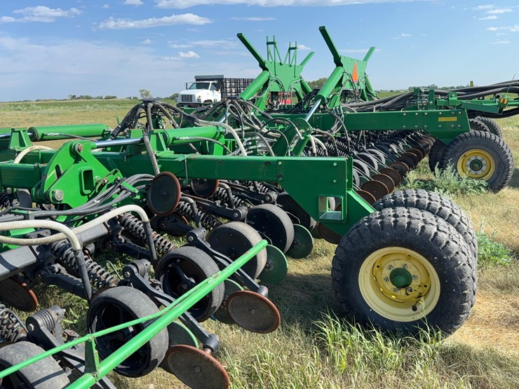 john-deere-1890-image-19