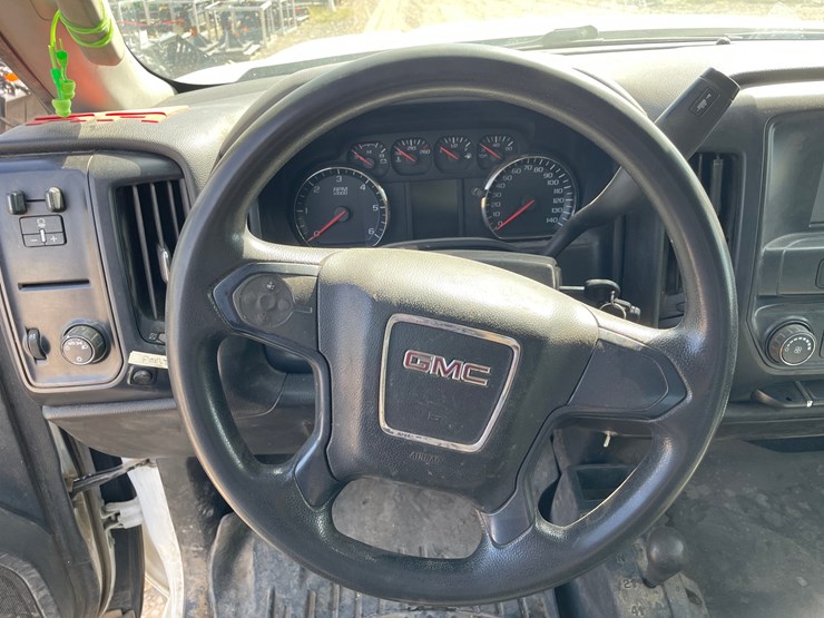 #1472-•-2019-gmc-sierra-pickup-truck-(has-mn-title)-image-26