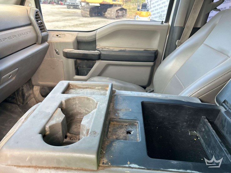 2018-ford-f350-image-18