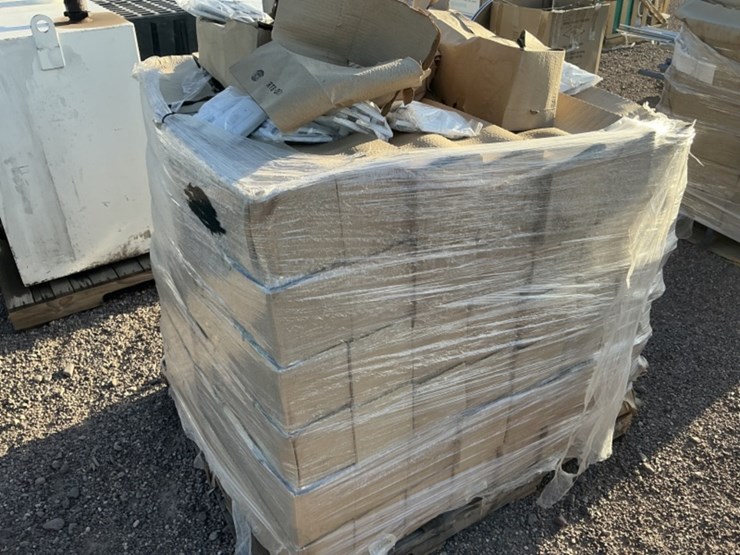 pallet-of-switch-cover-plates-image-3