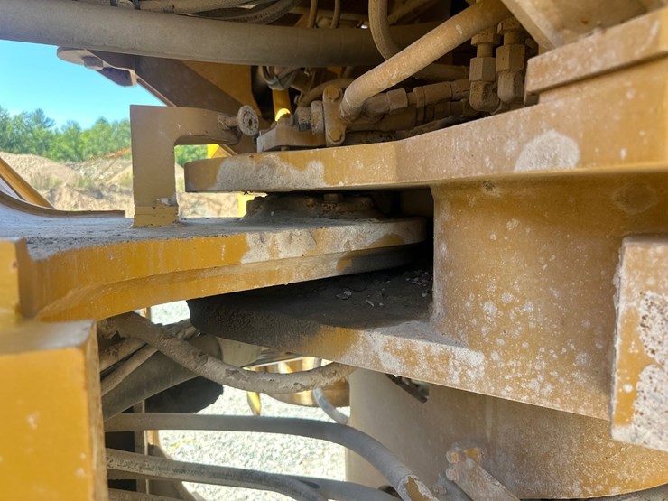 caterpillar-988f-image-44