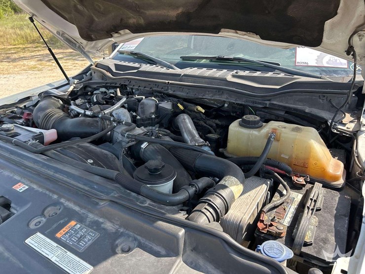 2017-ford-f550-image-7
