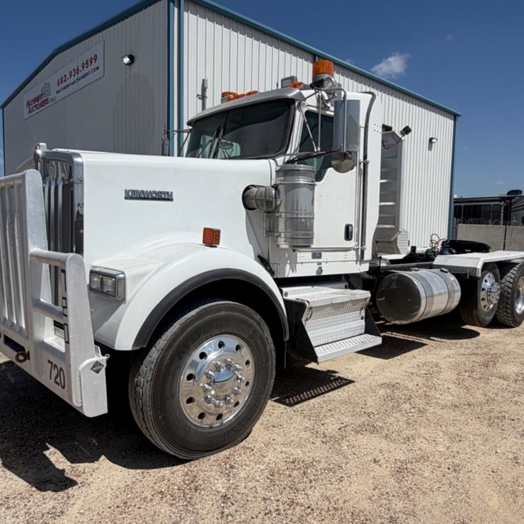 2012 KENWORTH W900