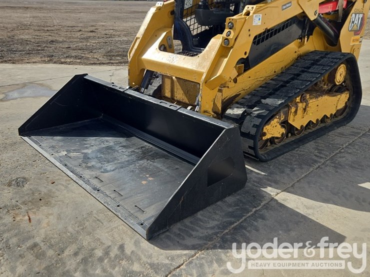 2023-caterpillar-259d3-image-16