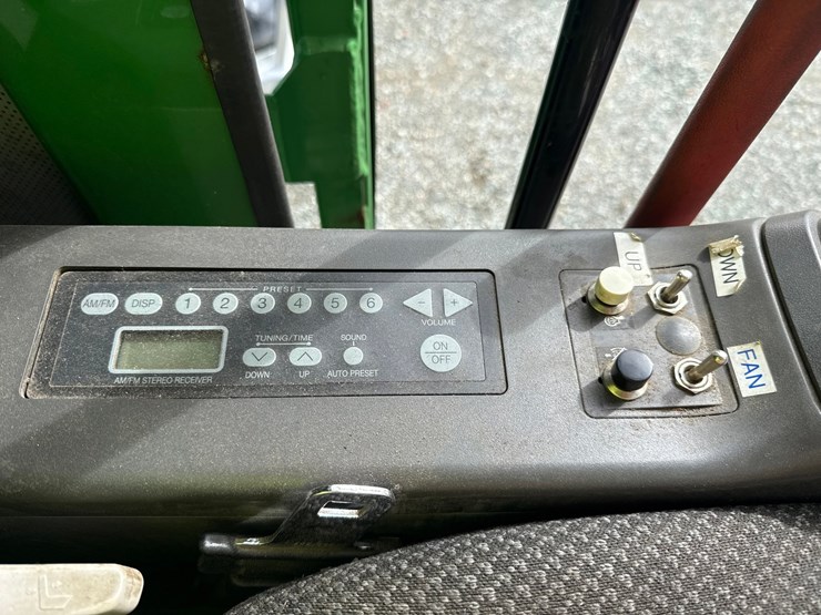 deere-2154d-image-72
