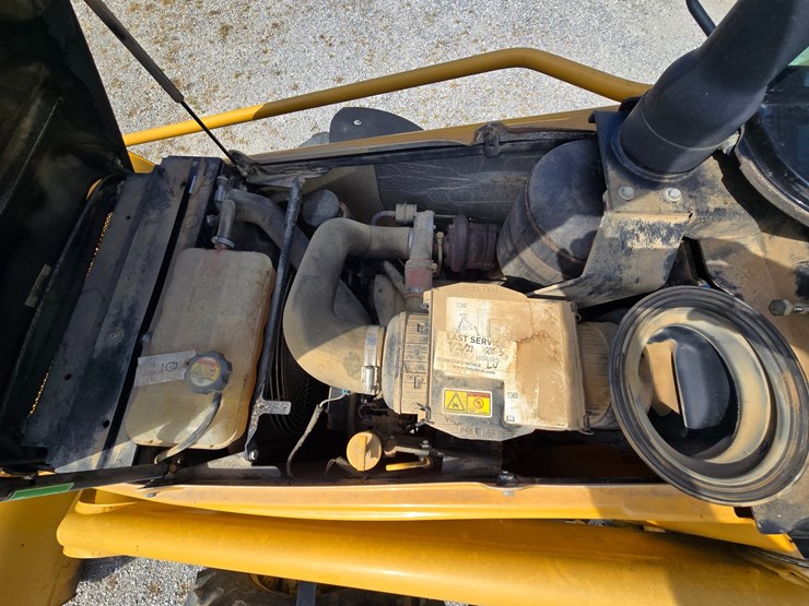 caterpillar-420e-image-23