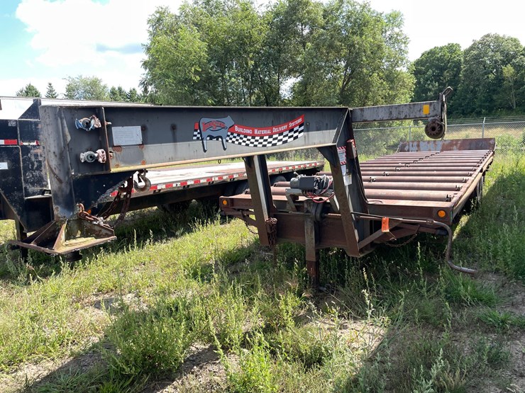 #1308-•-2005-irns-live-roller-tilt-deck-trailer-(has-mn-title)-image-1