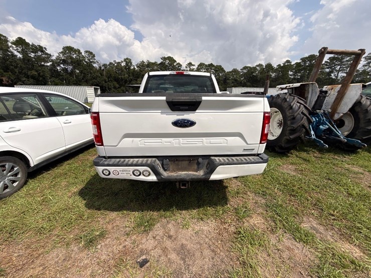 2020-ford-f150-image-5