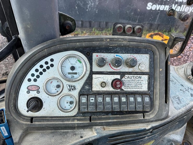 jcb-214-image-25