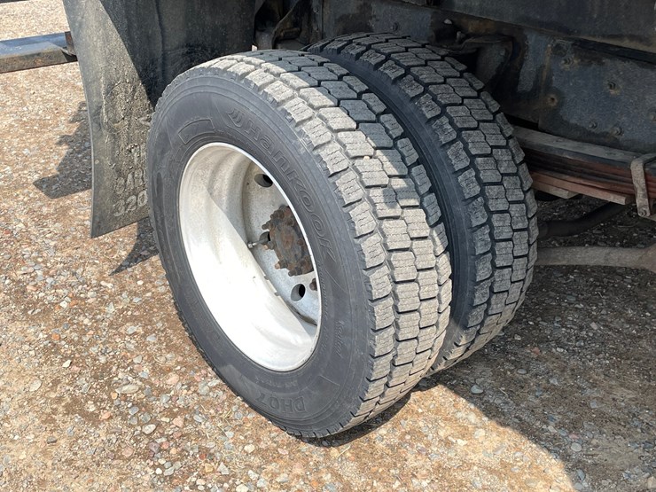 #1460-•-2008-chevrolet-c4500-chipper-truck-(has-mn-title)-image-22
