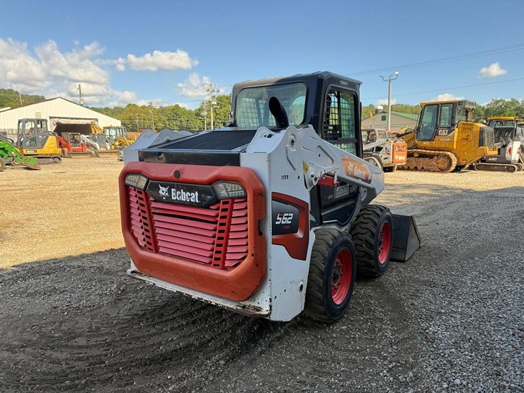 2021-bobcat-s62-image-4