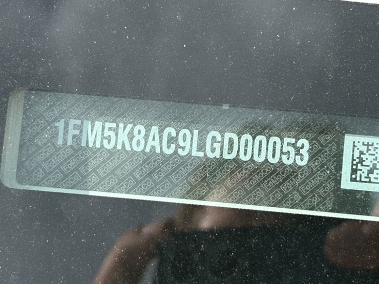2020-ford-explorer-image-9