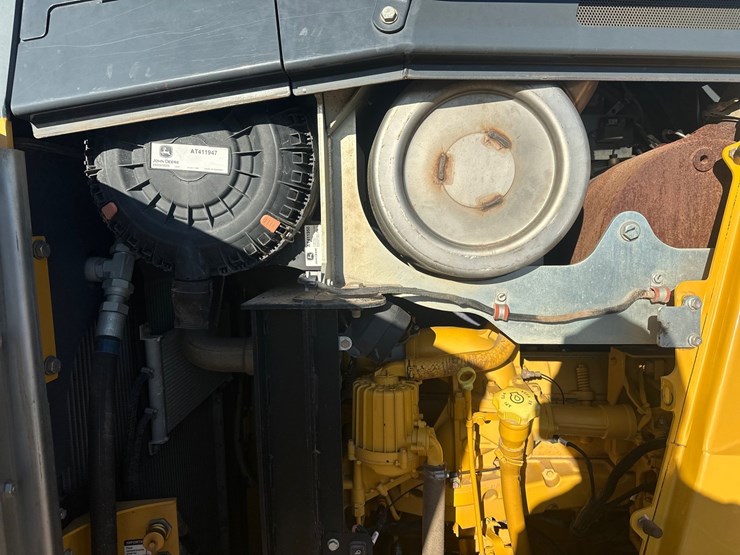 deere-1050k-image-35