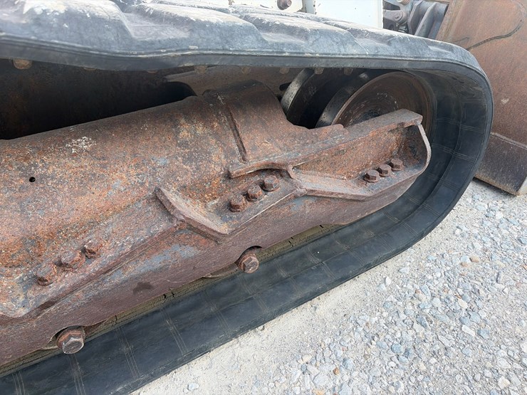 2018-bobcat-t770-image-15