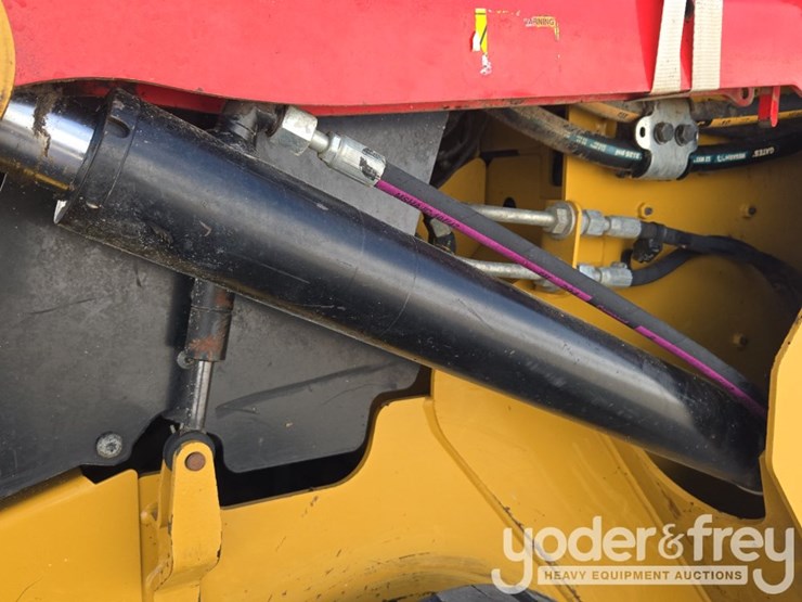 2023-caterpillar-259d3-image-24