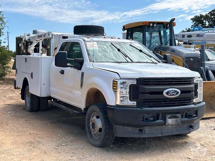 2019-ford-f350-image-4