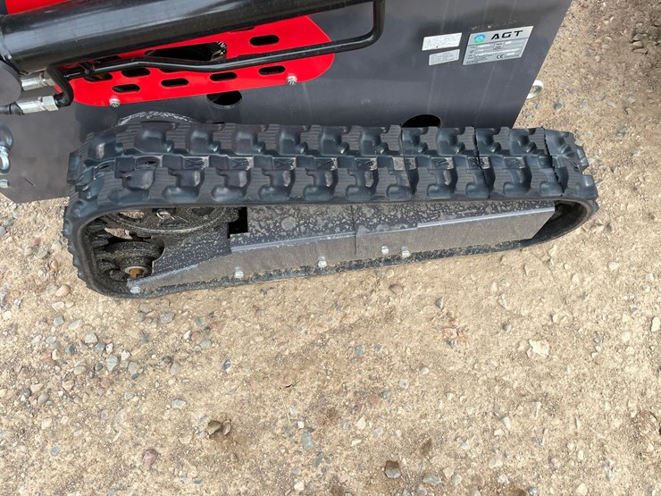 #5506-•-2026-agt-skid-steer-loader-image-6