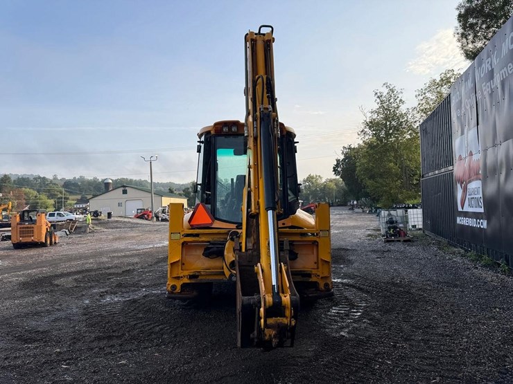 jcb-214-image-3