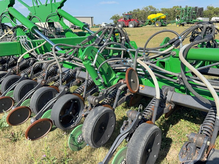 john-deere-1890-image-8
