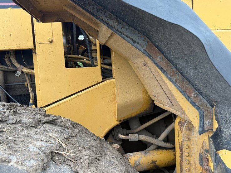 caterpillar-950f-image-27