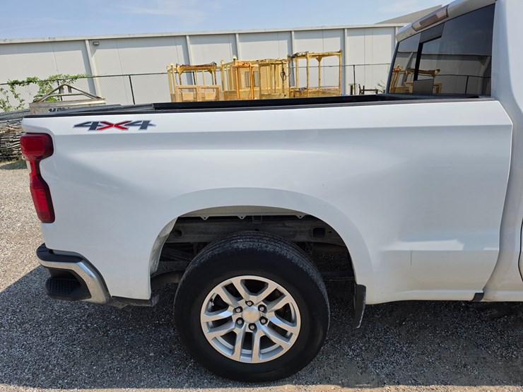#25370-•-2019-chevrolet-silverado-pickup-truck-image-50