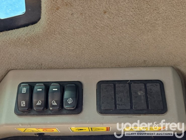 2019-caterpillar-259d3-image-48