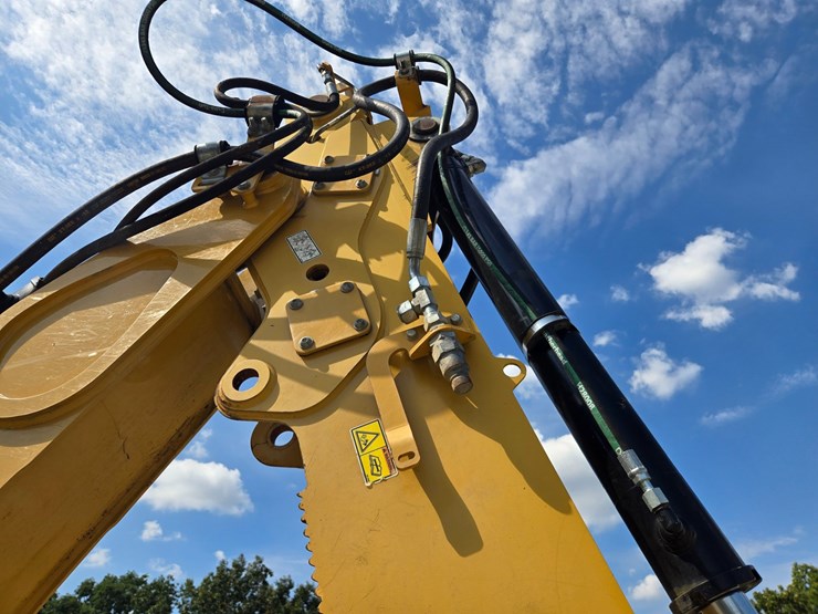 caterpillar-420e-image-81