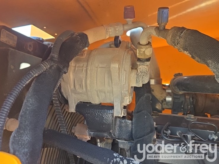 2015-rosco-rb48-image-35