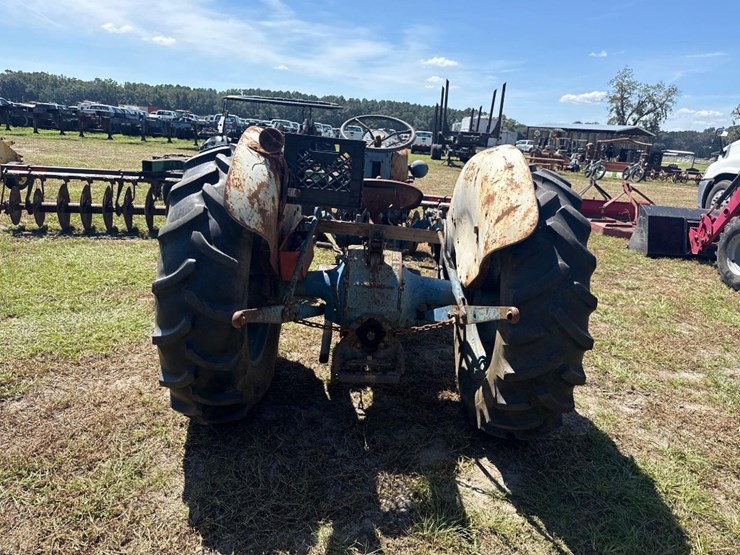 ford-4000-image-5