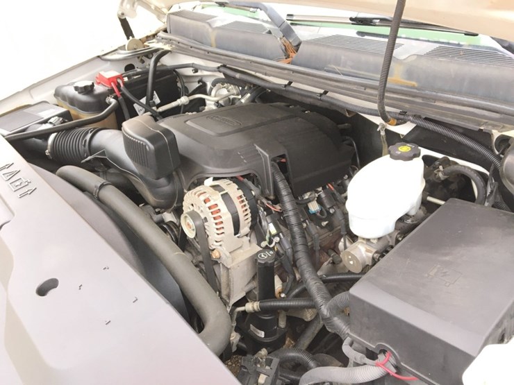 chevrolet-2500hd-image-6